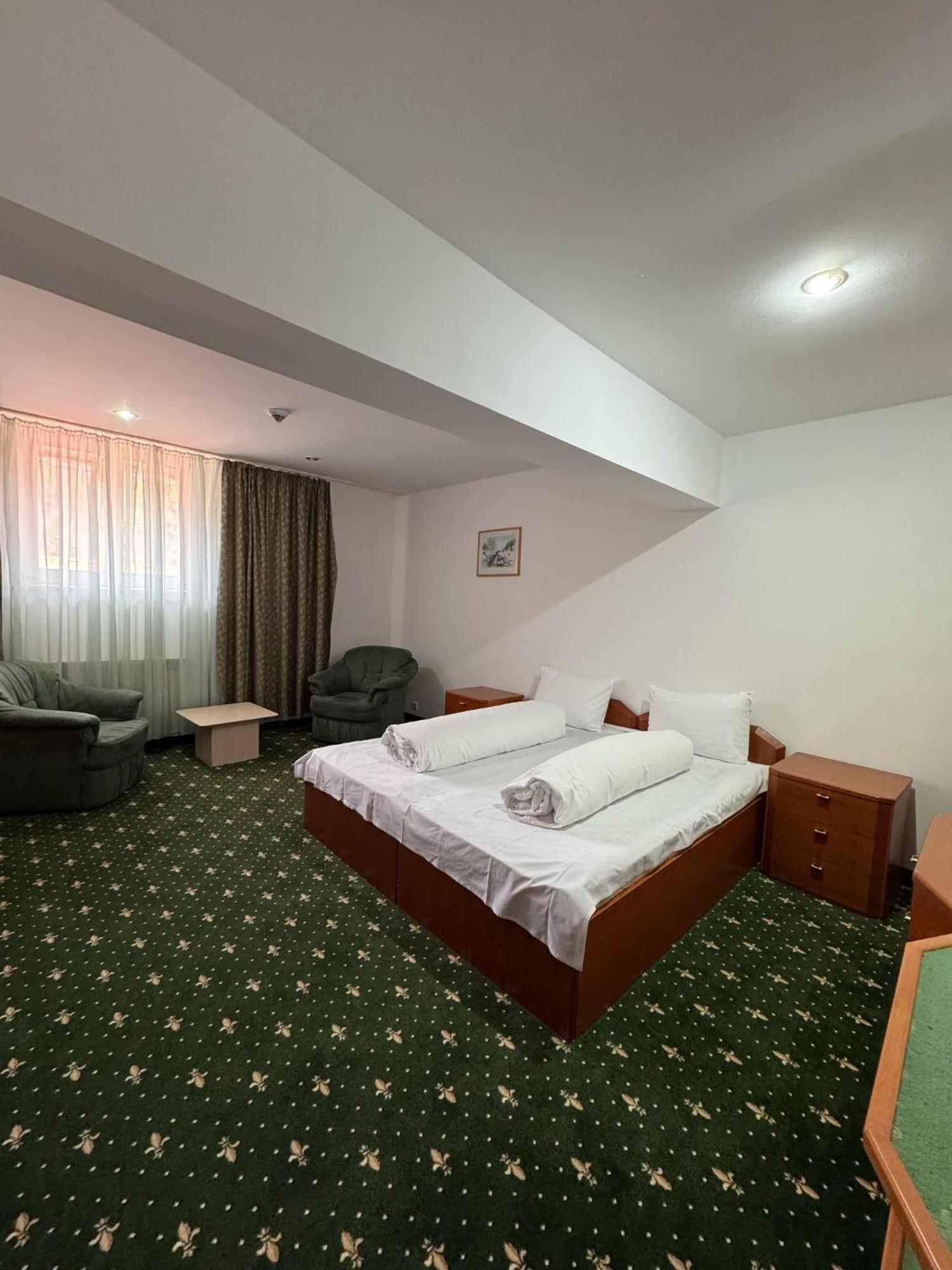 Hotel Iadolina 스타나 데 발레 외부 사진
